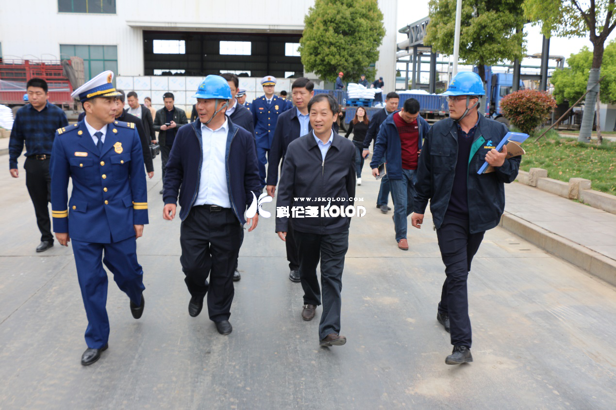 連云港市常務(wù)副市長(cháng)王加培蒞臨科倫多公司檢查指導