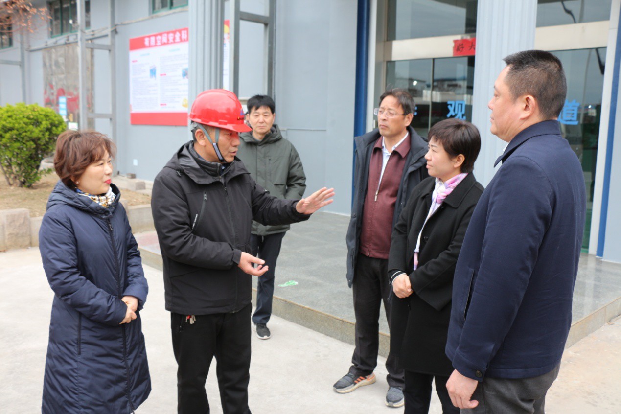 連云港市委副書(shū)記萬(wàn)聞華蒞臨科倫多調研指導工作